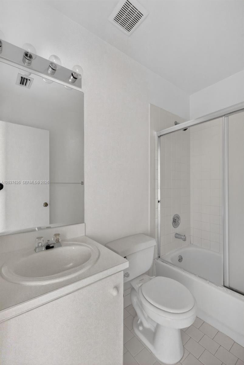 17378 Southwest 139th Court Miami, FL 33177 - Photo 20 of 36