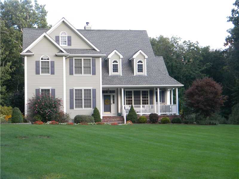 213 Scott Road Cumberland, RI 02864 - Photo 1 of 23 Exterior Front.