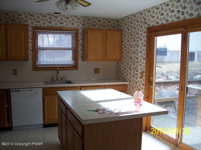 28 Cherry Ridge Road Layton, NJ 07851 - Photo 8 of 11 a room with storage and utility