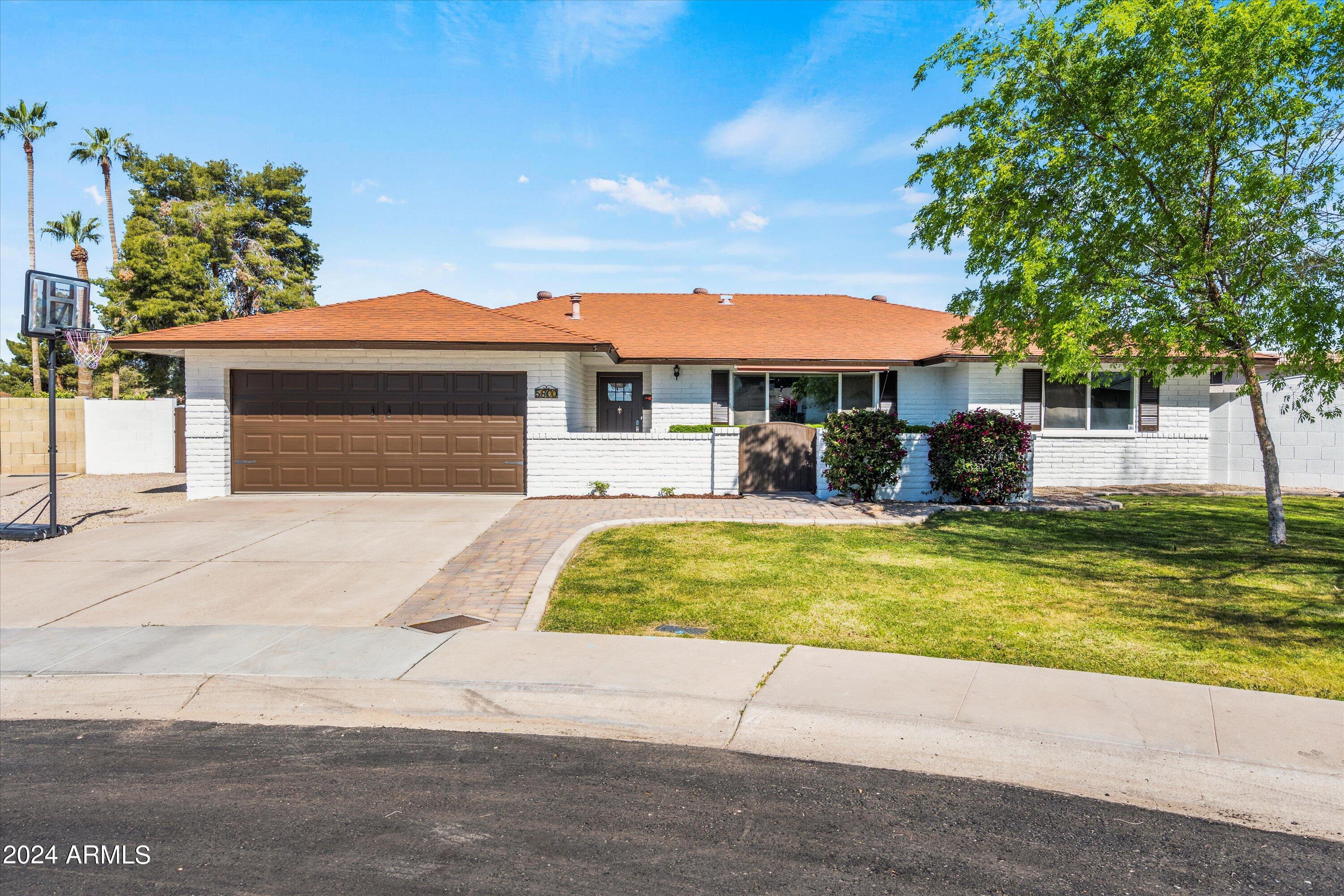 5800 South Newberry Road Tempe, AZ 85283 - Photo 1 of 39 01-DSC00261