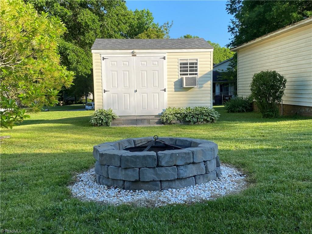 3230 Pine Needles Road High Point, NC 27265 - Photo 23 of 23