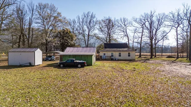 $289,999 | 993 Alvin C York Highway, Whitwell, TN 37397