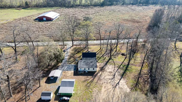 $289,999 | 993 Alvin C York Highway, Whitwell, TN 37397