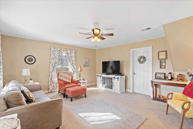 $289,999 | 993 Alvin C York Highway, Whitwell, TN 37397