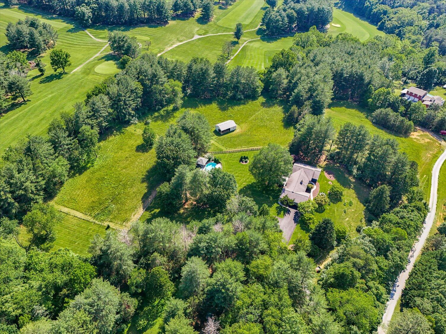 569 Sprinkle Road Fincastle, VA 24090 - Photo 56 of 59 54-569 Sprinkle-54