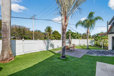 $889,000 | 2601 Northeast 8th Court, Pompano Beach, FL 33062