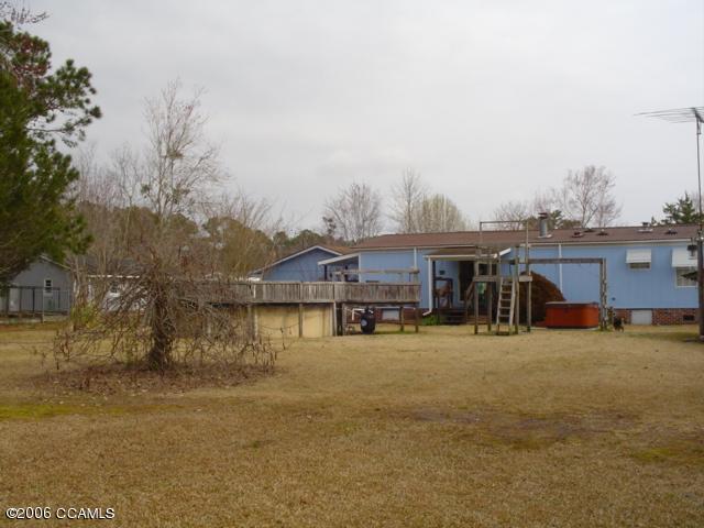 717 Roberts Road Newport, NC 28570 - Photo 3 of 4 Rear View