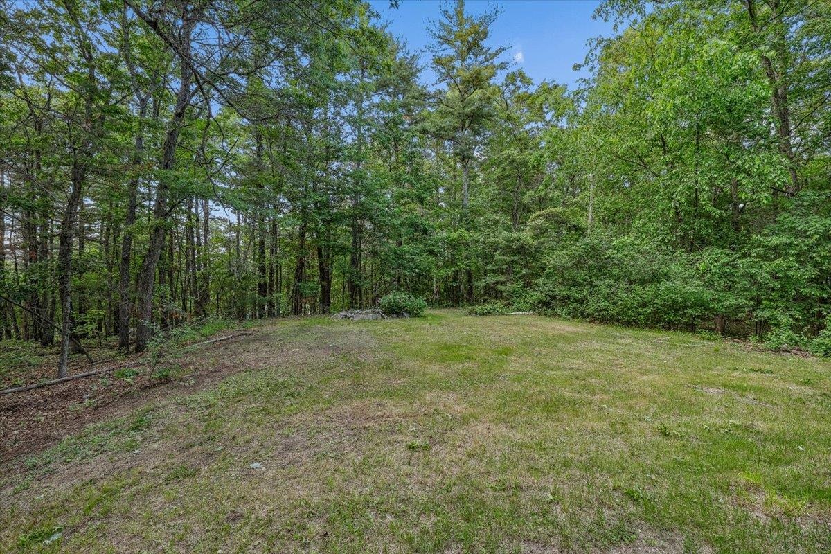 6 Colby Lane Pelham, NH 03076 - Photo 33 of 36