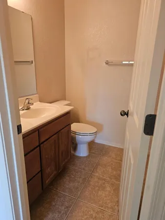 $2,000 | 900 Estancia Drive, Sierra Vista, AZ 85635