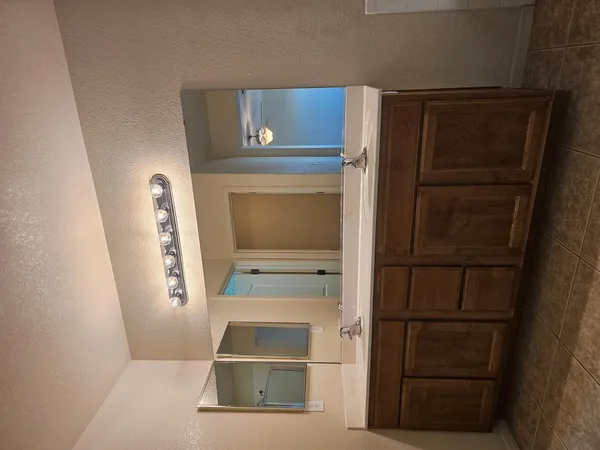 $2,000 | 900 Estancia Drive, Sierra Vista, AZ 85635