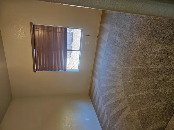 $2,000 | 900 Estancia Drive, Sierra Vista, AZ 85635