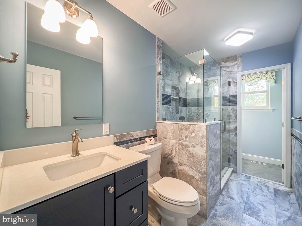6351 Shewell Road Bensalem, PA 19020 - Photo 21 of 40 Remodeled hall bath