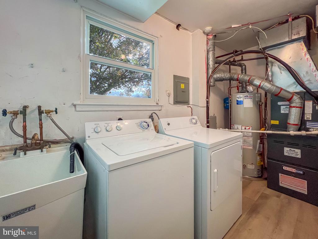 6351 Shewell Road Bensalem, PA 19020 - Photo 30 of 40 Laundry & utility room