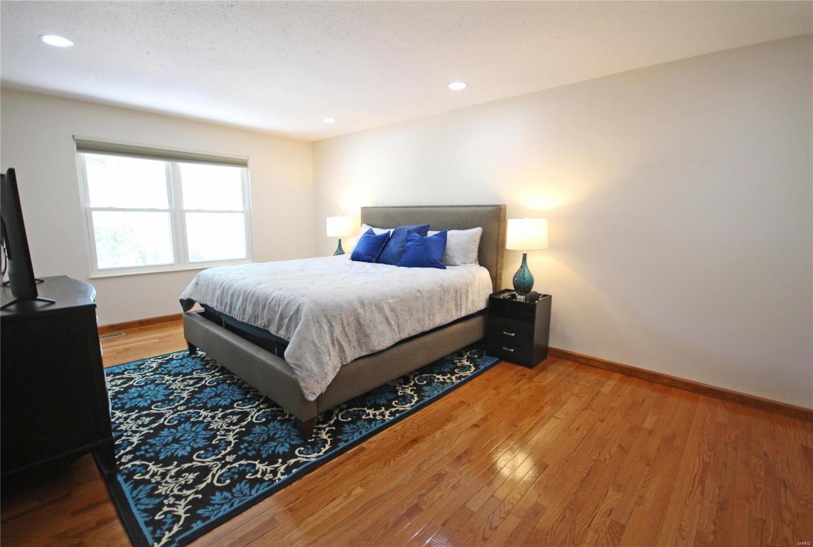 501 Oakton Ridge Court Ballwin, MO 63021 - Photo 15 of 30 Gallery Image 15