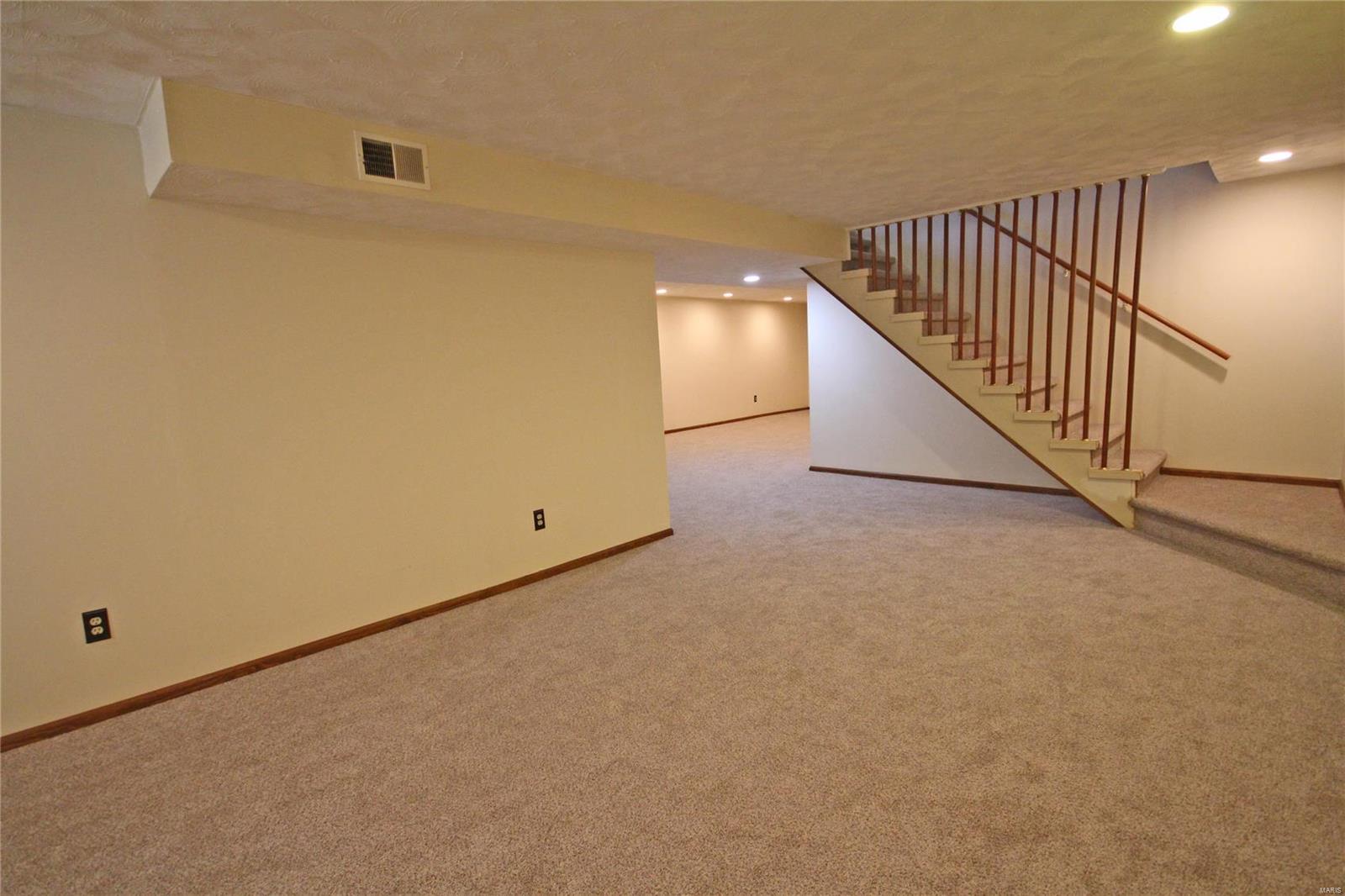 501 Oakton Ridge Court Ballwin, MO 63021 - Photo 23 of 30 Gallery Image 23