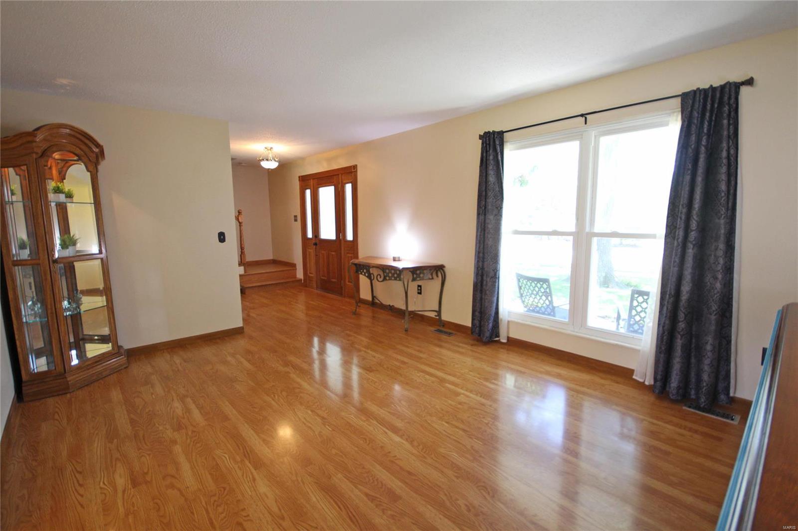 501 Oakton Ridge Court Ballwin, MO 63021 - Photo 5 of 30 Gallery Image 5