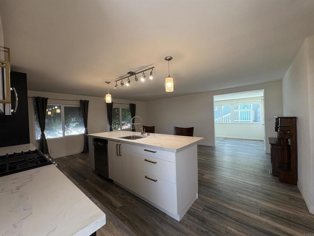 1815 Sweetwater Road, Unit 121 Spring Valley, CA 91977 - Photo 3 of 70