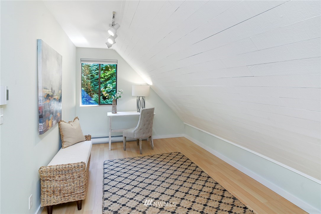 6866 Northeast Bergman Road Bainbridge Island, WA 98110 - Photo 22 of 40 Gallery Image 22