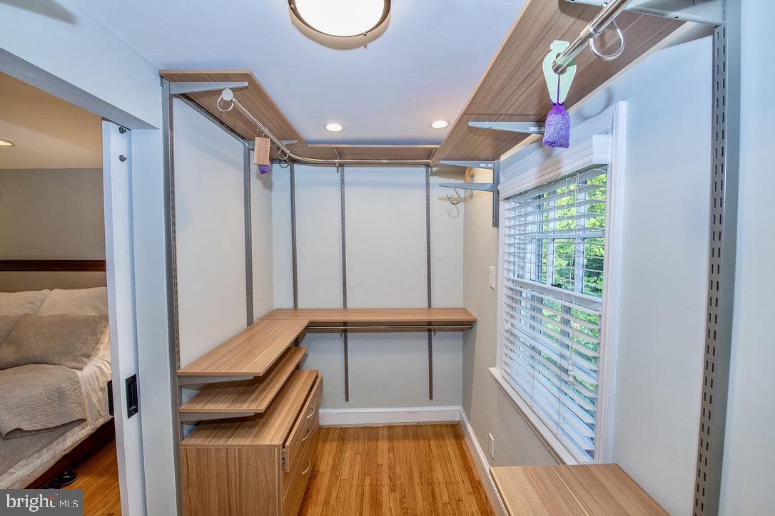 1 Forest Road Wayne, PA 19087 - Photo 29 of 38 Master walk-in closet