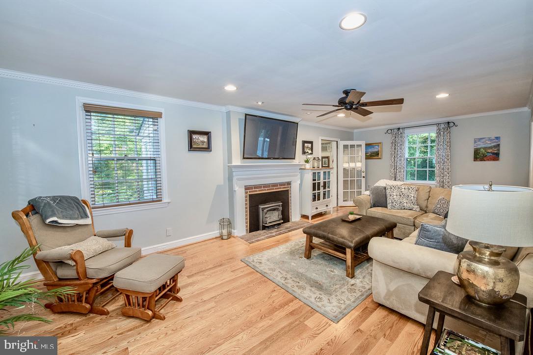 1 Forest Road Wayne, PA 19087 - Photo 6 of 38 Spacious Living Room