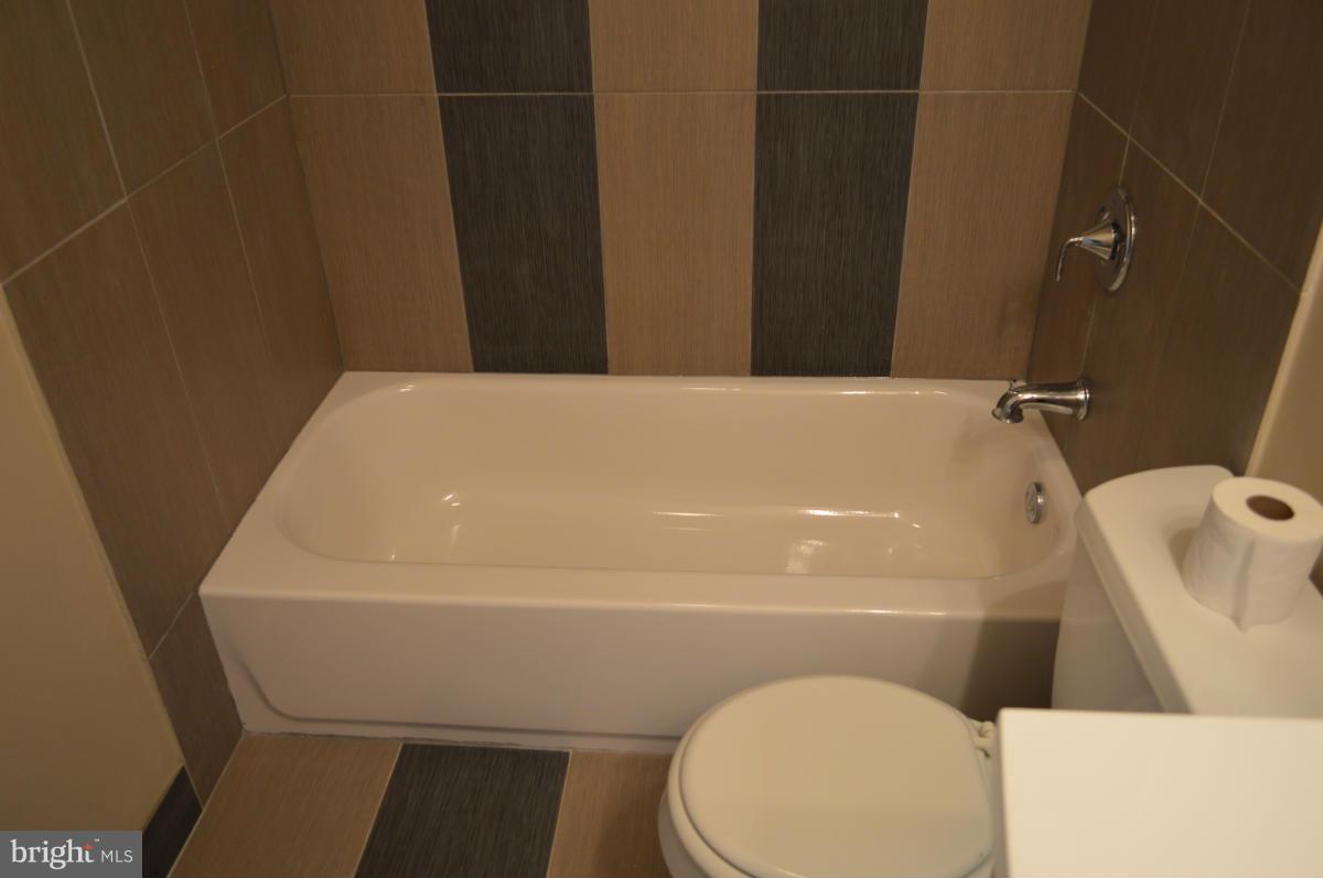 7608 Bull Run Road Manassas, VA 20111 - Photo 15 of 20 Bath
