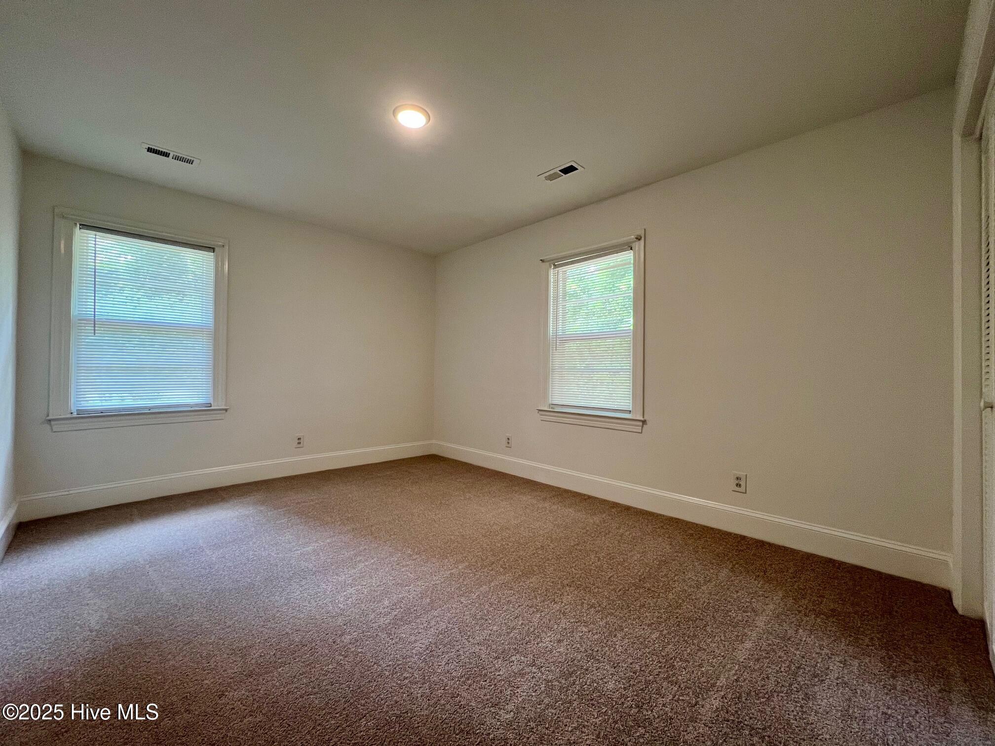 1570 Allen Road Greenville, NC 27834 - Photo 21 of 29 image
