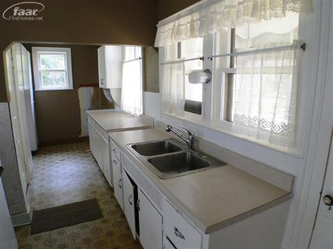 7449 McGuire Road Fenton, MI 48430 - Photo 3 of 16 20220718-2.JPG