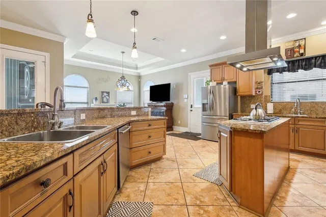 $625,000 | 124 Willswood Lane, Waggaman, LA 70094