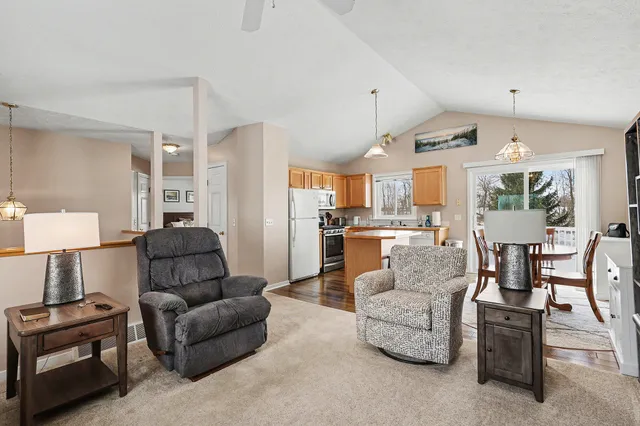 $299,000 | 16085 Outback Drive, Cedar Springs, MI 49319