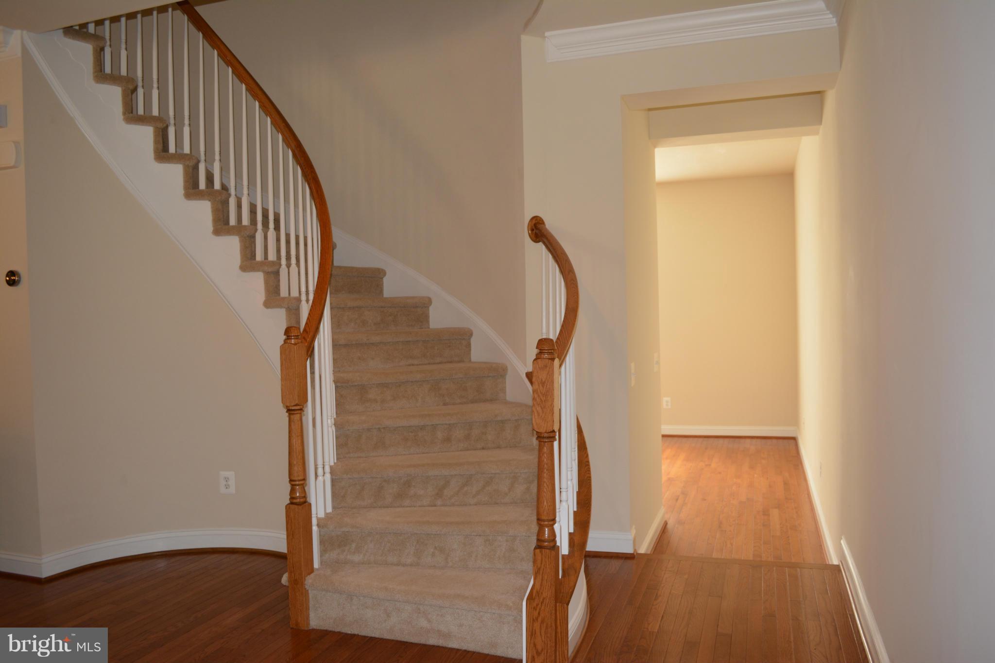43374 Old Ryan Road Ashburn, VA 20148 - Photo 4 of 24 Interior (General)