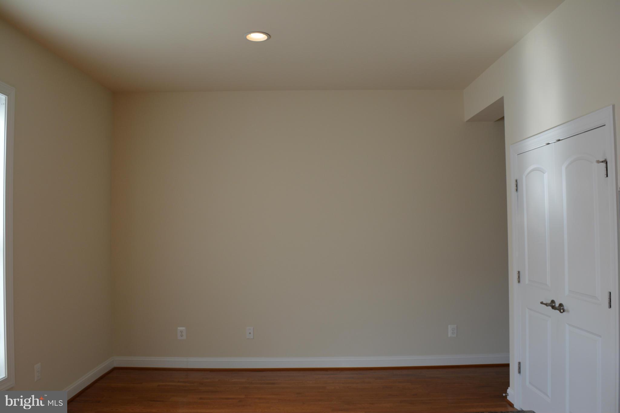 43374 Old Ryan Road Ashburn, VA 20148 - Photo 6 of 24 Kitchen
