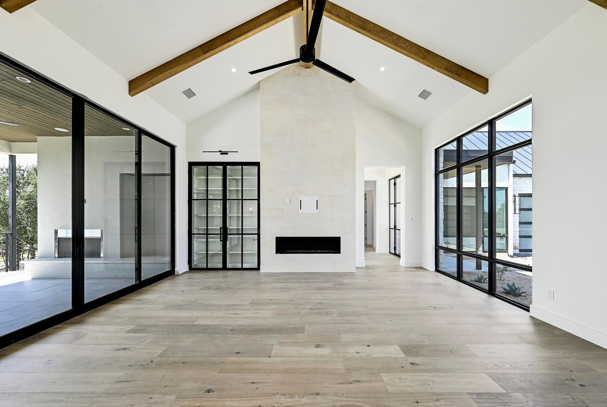 108 Beauty Berry Horseshoe Bay, TX 78657 - Photo 4 of 24