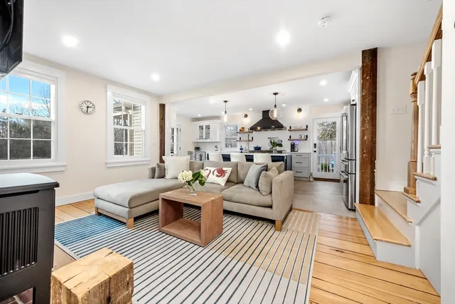 $1,099,000 | 225 South Street, Unit 1, Hingham, MA 02043