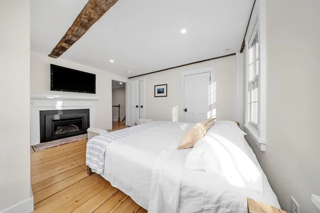 $1,099,000 | 225 South Street, Unit 1, Hingham, MA 02043