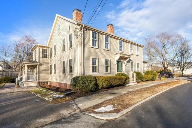 $1,099,000 | 225 South Street, Unit 1, Hingham, MA 02043