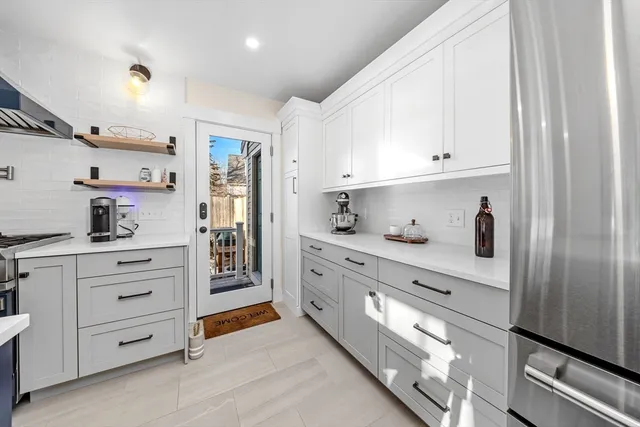 $1,099,000 | 225 South Street, Unit 1, Hingham, MA 02043