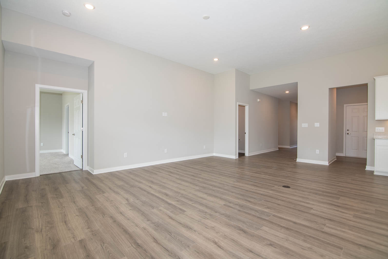 9847 Bryce Boulevard Pendleton, IN 46064 - Photo 5 of 28