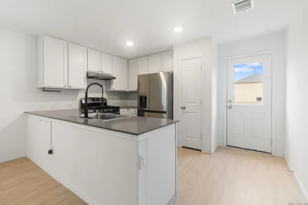 $1,520 | 11720 Arctic Rose, Converse, TX 78109