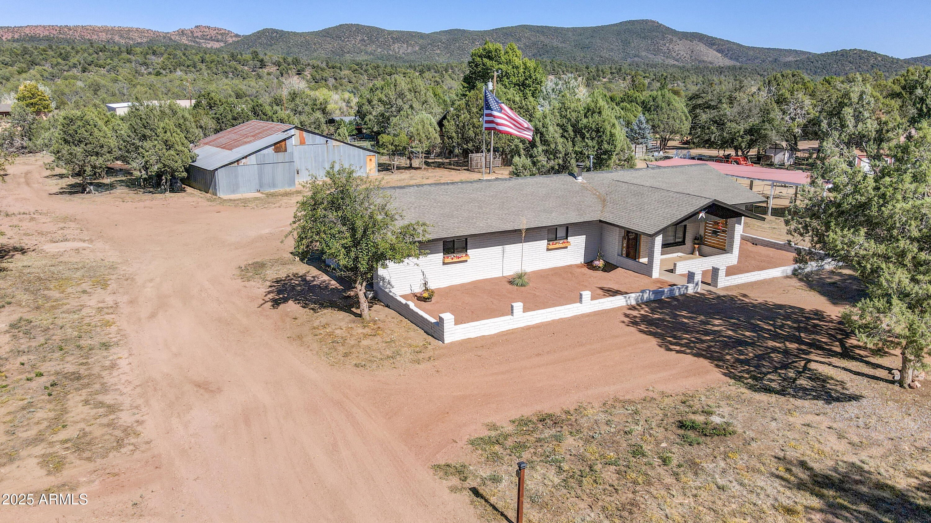 9165 Stageline Road Payson, AZ 85541 - Photo 9 of 19 dji_fly_20241006_141128_831_172832977686