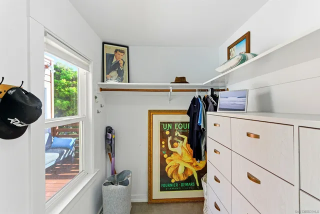 a view of walk in closet