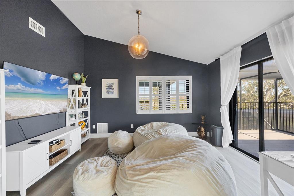 1649 Manor Road Englewood, FL 34223 - Photo 13 of 29