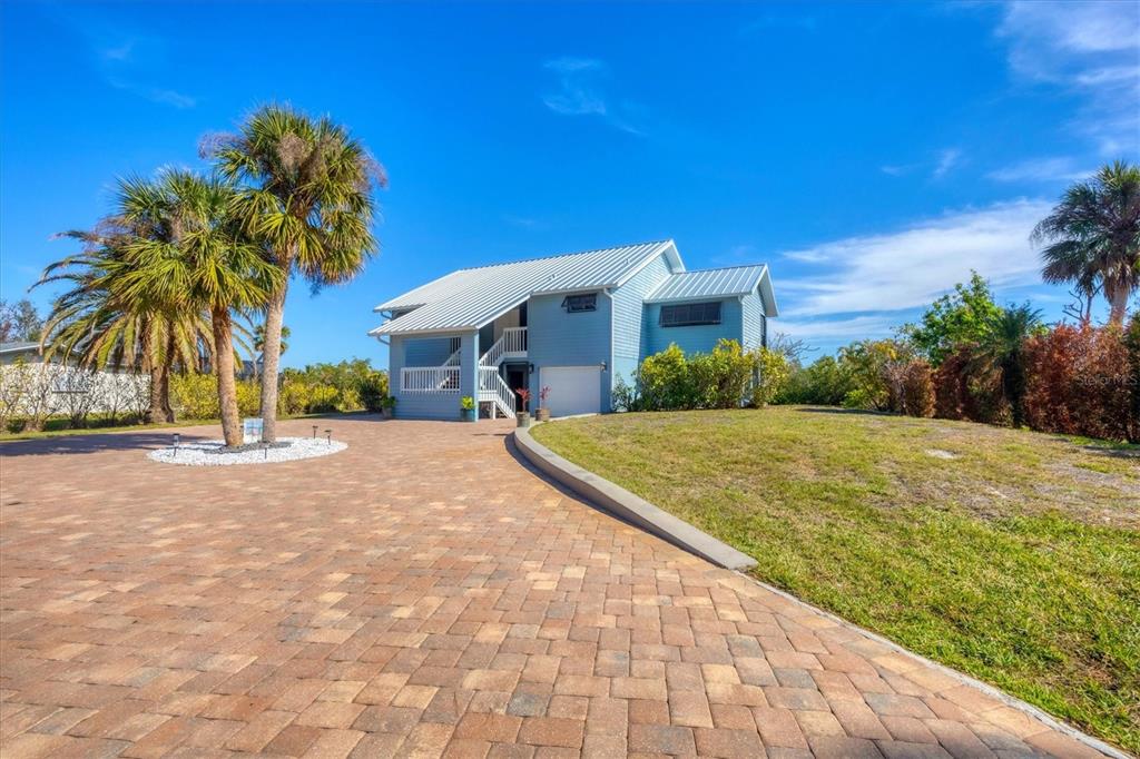 1649 Manor Road Englewood, FL 34223 - Photo 2 of 29