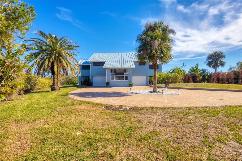 1649 Manor Road Englewood, FL 34223 - Photo 3 of 29