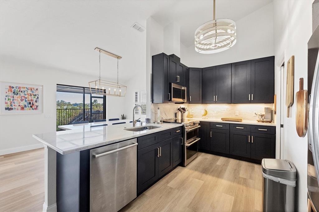 1649 Manor Road Englewood, FL 34223 - Photo 10 of 29