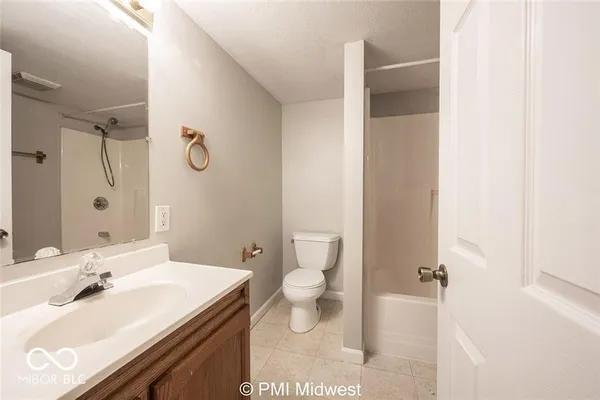 $1,100 | 395 East Main Street, Danville, IN 46122
