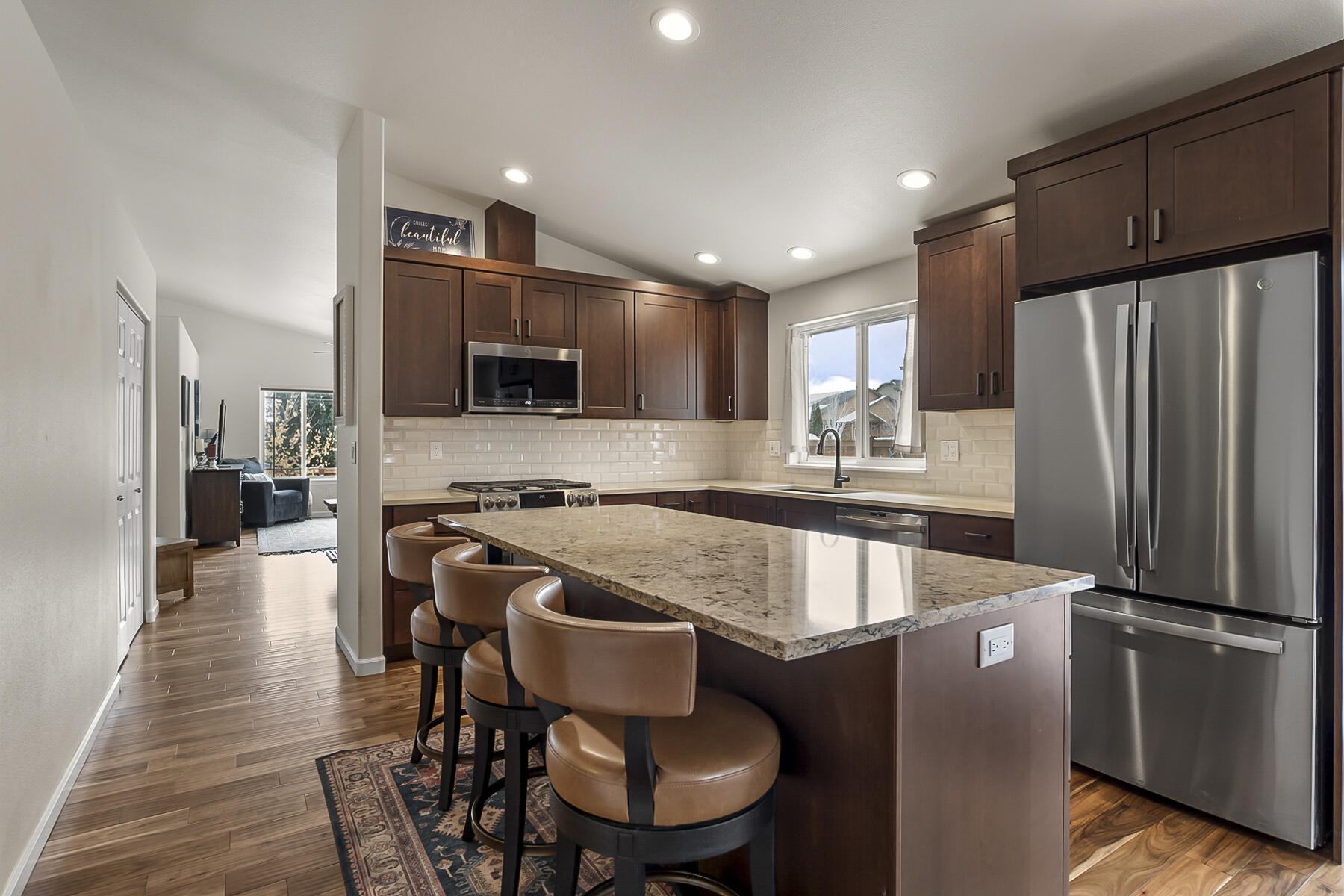 21224 Keyte Road Bend, OR 97701 - Photo 13 of 40 Kitchen