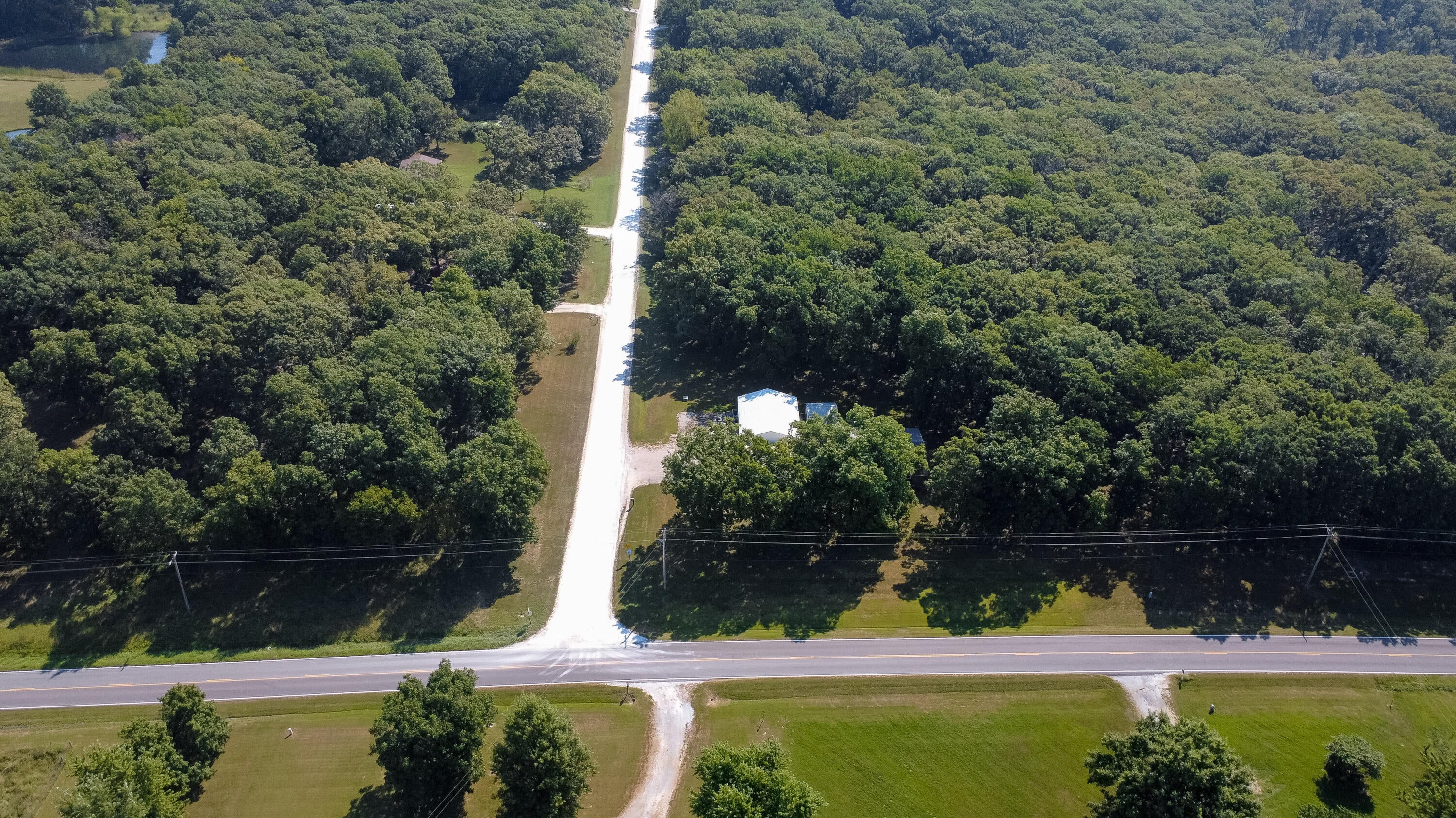 3900 East Graybill Road Sturgeon, MO 65284 - Photo 44 of 46 Gallery Image 44