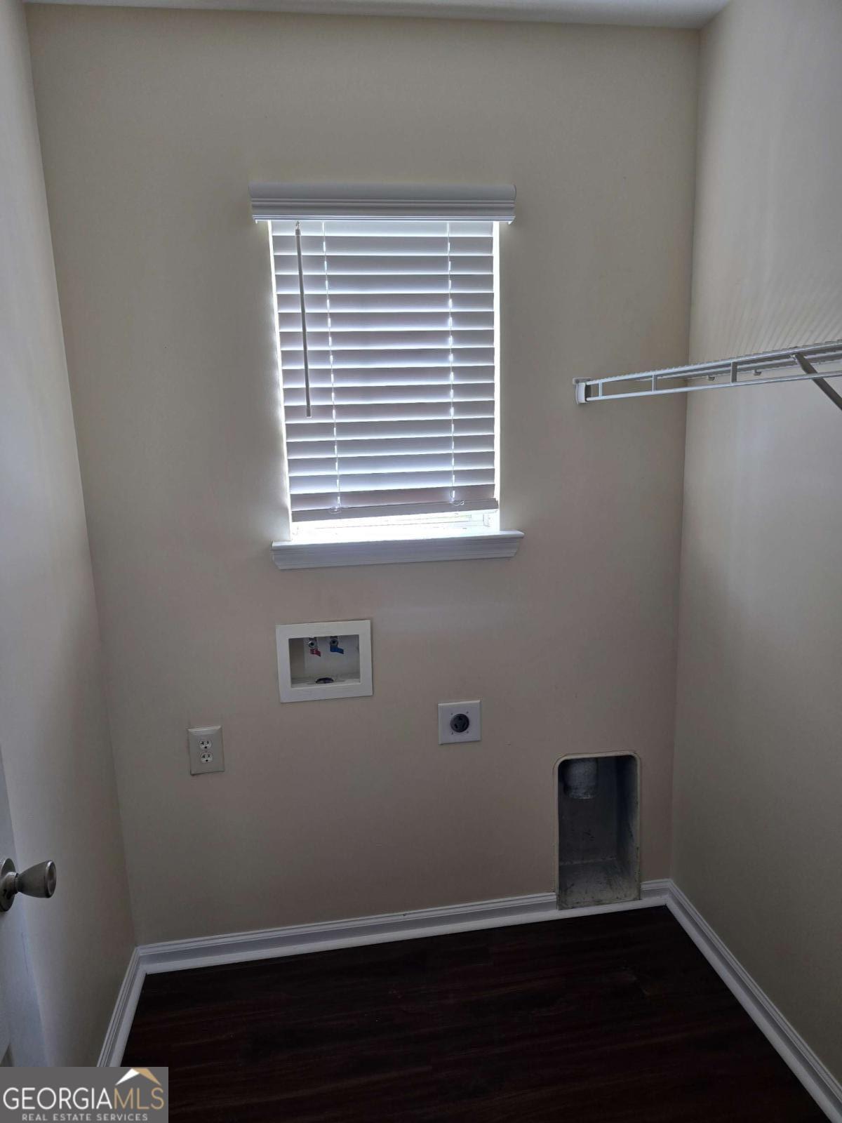 13 Rice Mill Road Port Wentworth, GA 31407 - Photo 7 of 21 a view of small space with closet