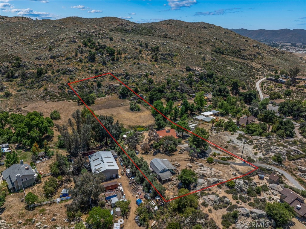 40901 Gibbel Road Hemet, CA 92544 - Photo 2 of 52