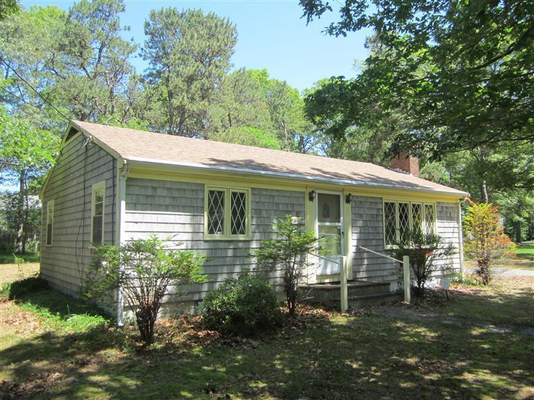 20 Skating Rink Road Hyannis, MA 02601 - Photo 2 of 20 a front view of a house with garden